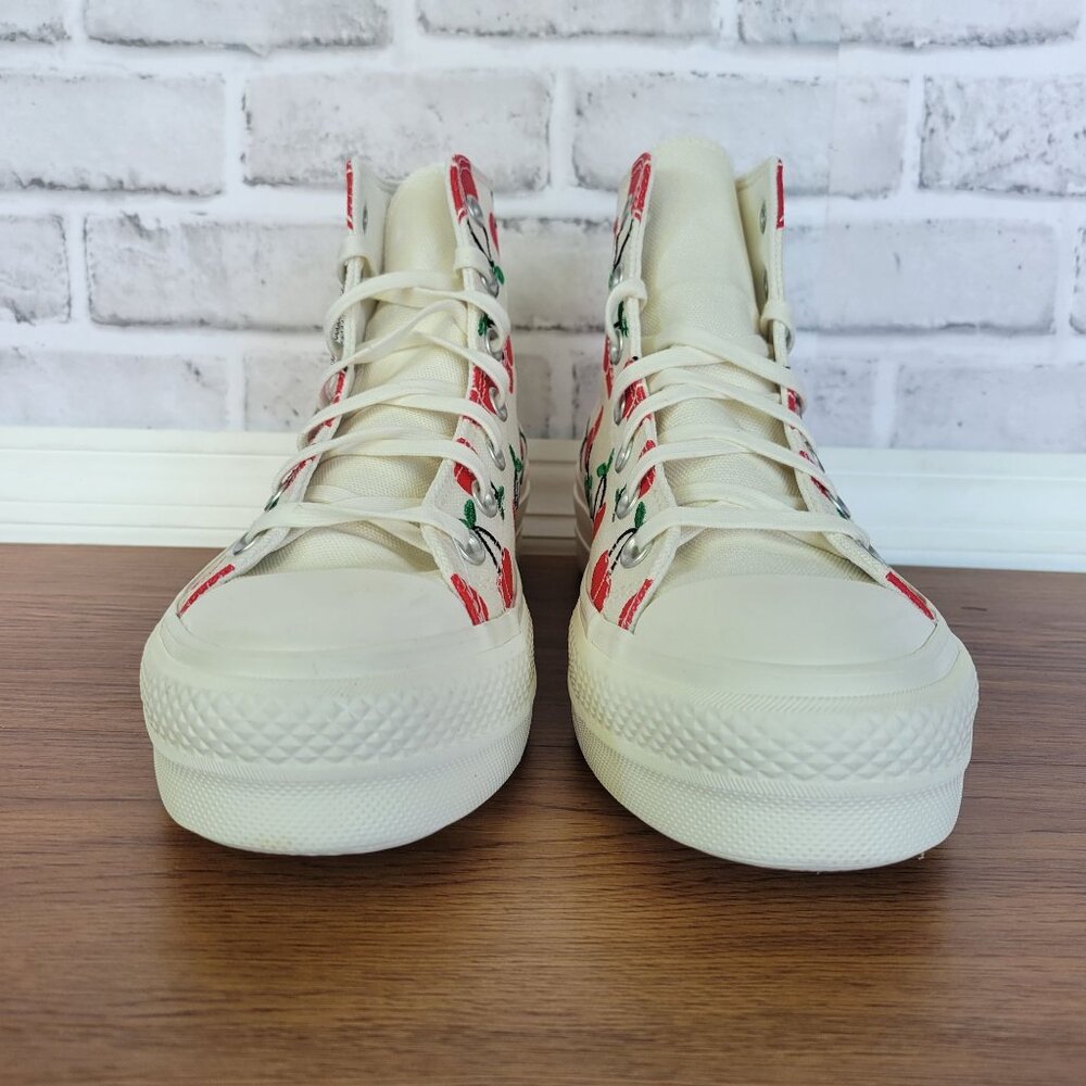 ✨Converse Chuck Taylor All Star Lift Platform Sz 8 Womens Shoes Cherries A08096C - Picture 3 of 9